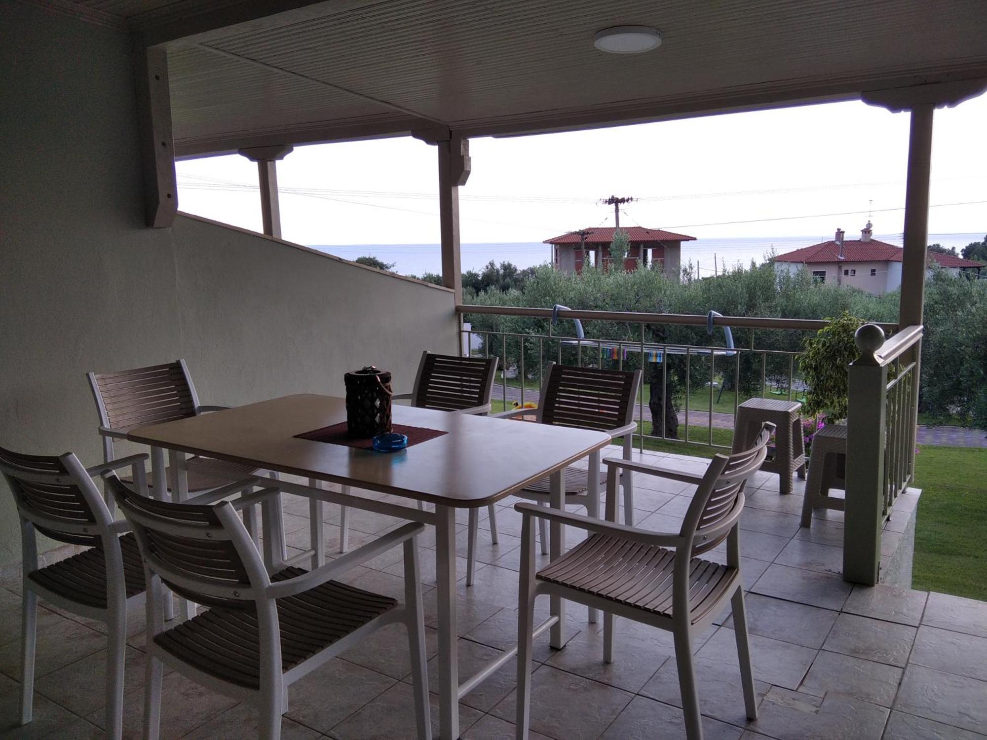 House Garli * Psakoudia