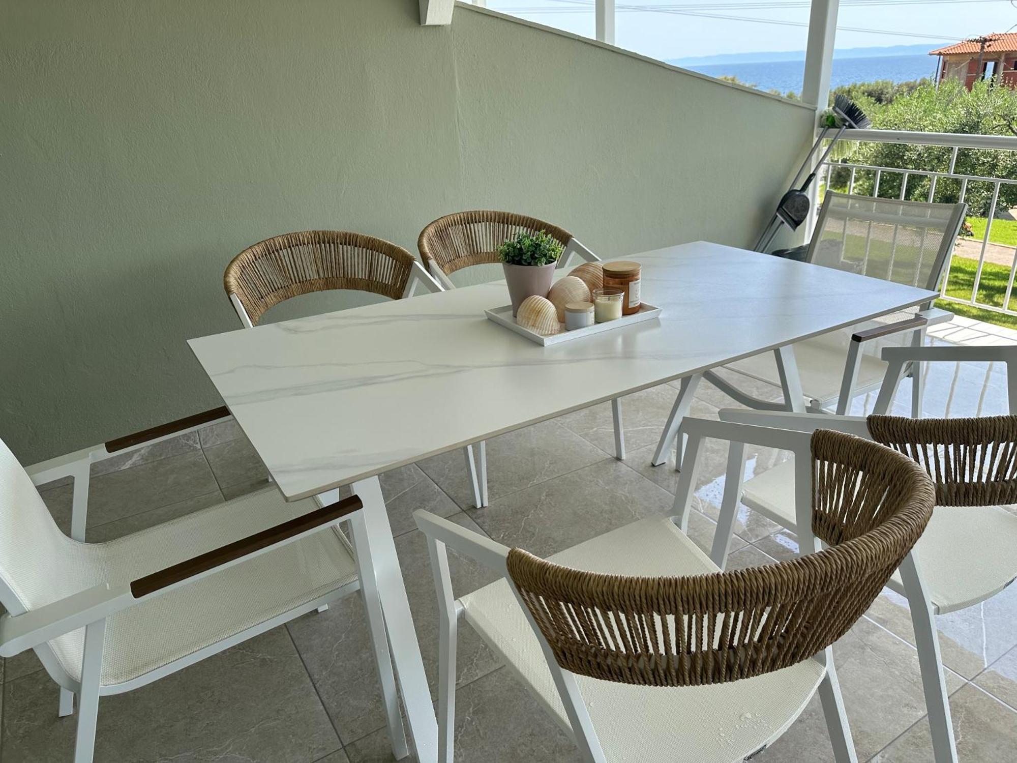 Apartment House Garli Psakoudia